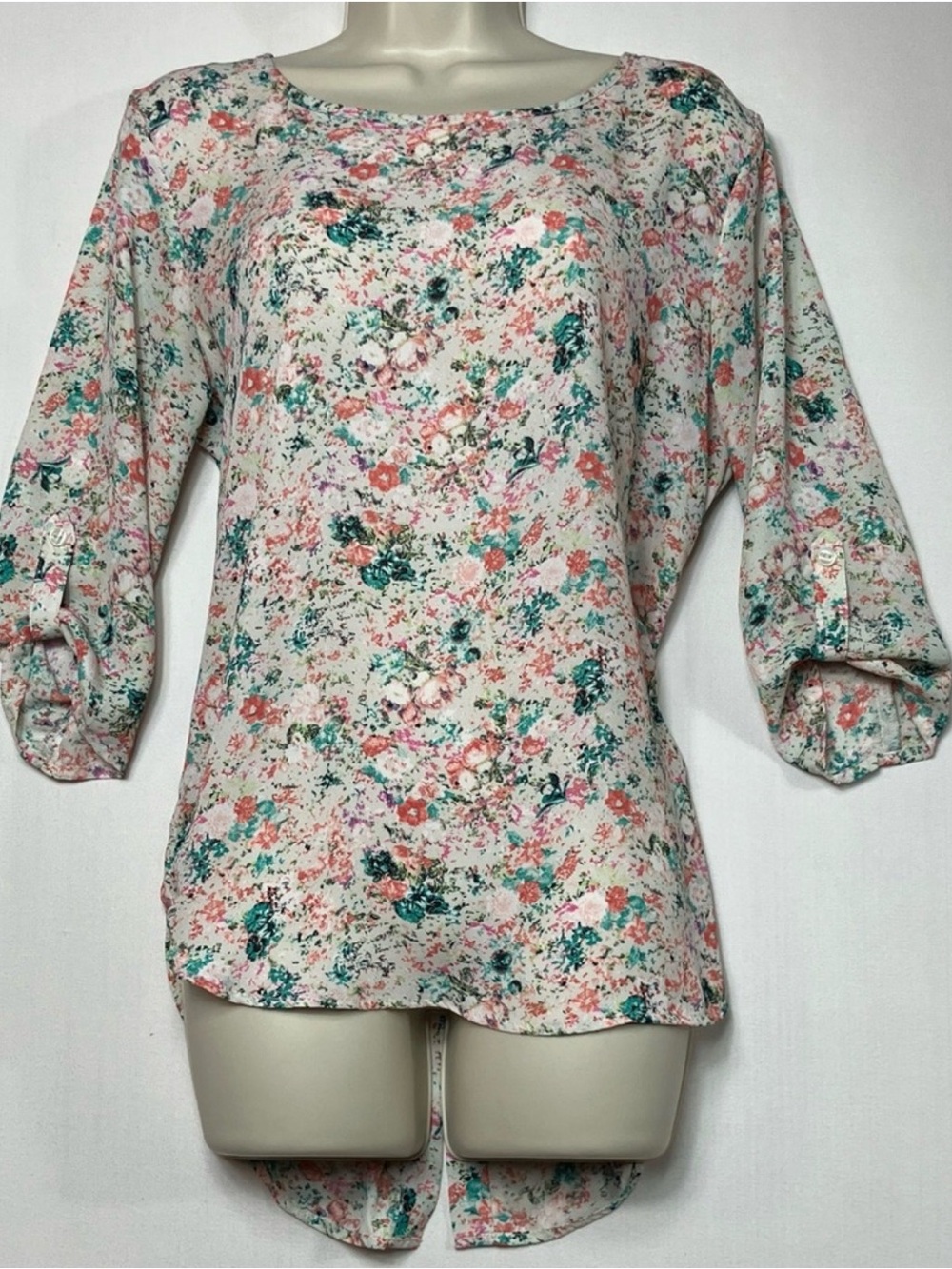 Floral Scoop-Neck Top in Pink & Green 3/4” sleeve no brand tags **see below size